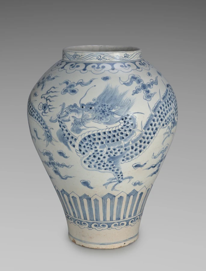 Jar with Dragon Design